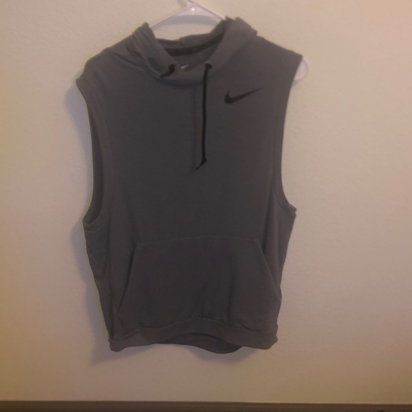 Nike dri fit sleeveless hoodie - Picture 1 of 4